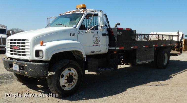 image for item DM2819 2000 GMC 7500  flatbed truck