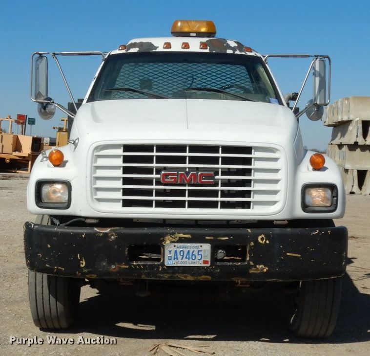 image for item DM2819 2000 GMC 7500  flatbed truck