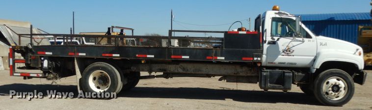 image for item DM2819 2000 GMC 7500  flatbed truck