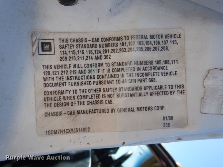 image for item DM2819 2000 GMC 7500  flatbed truck