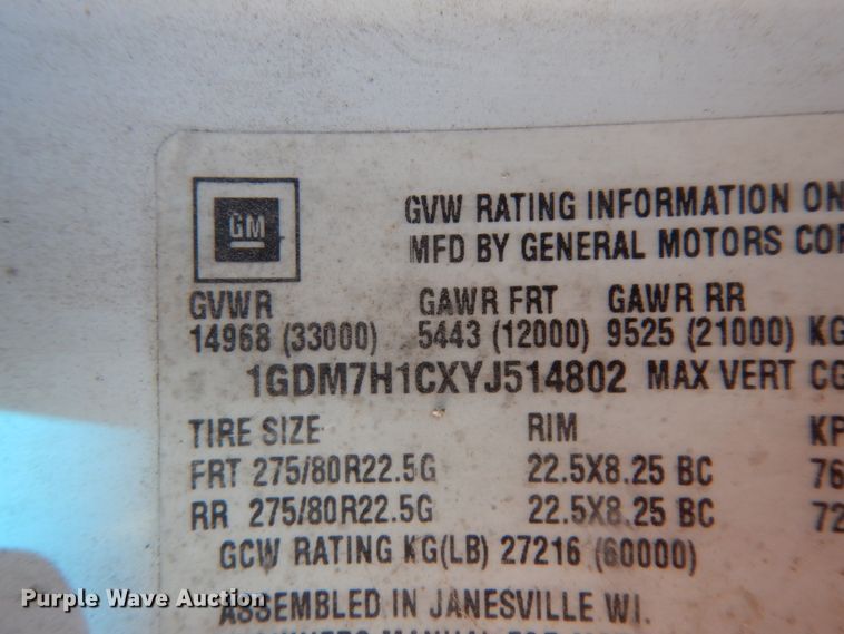 image for item DM2819 2000 GMC 7500  flatbed truck