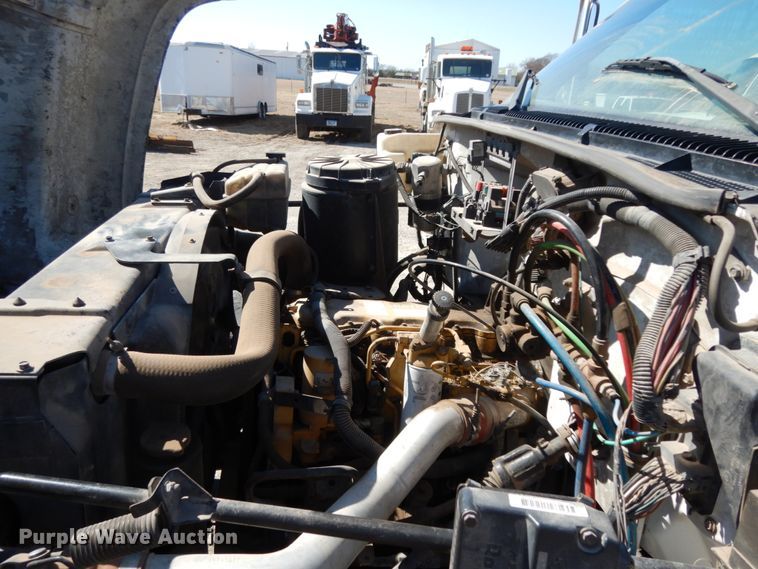 image for item DM2819 2000 GMC 7500  flatbed truck