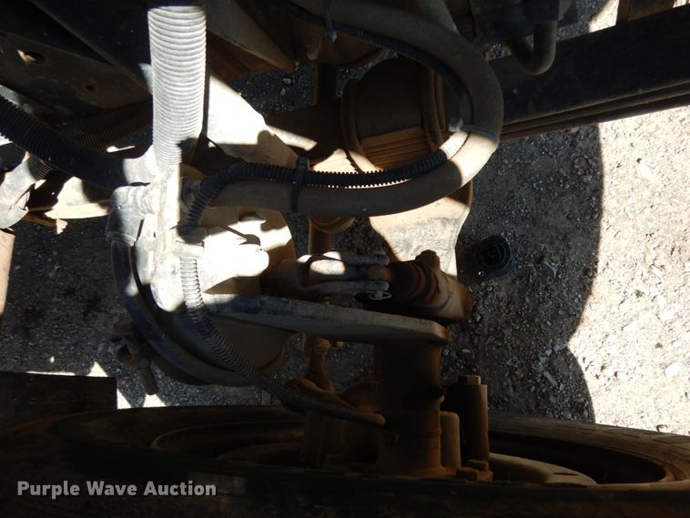 image for item DM2819 2000 GMC 7500  flatbed truck