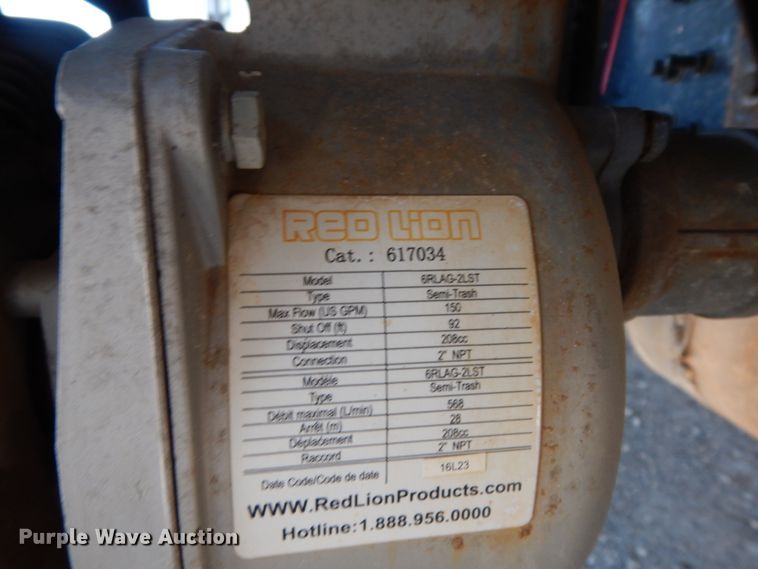 image for item DM2819 2000 GMC 7500  flatbed truck