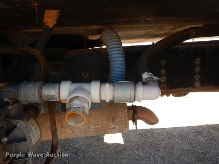 image for item DM2819 2000 GMC 7500  flatbed truck