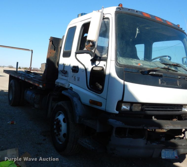 image for item DM2821 1999 Isuzu FTR  flatbed truck