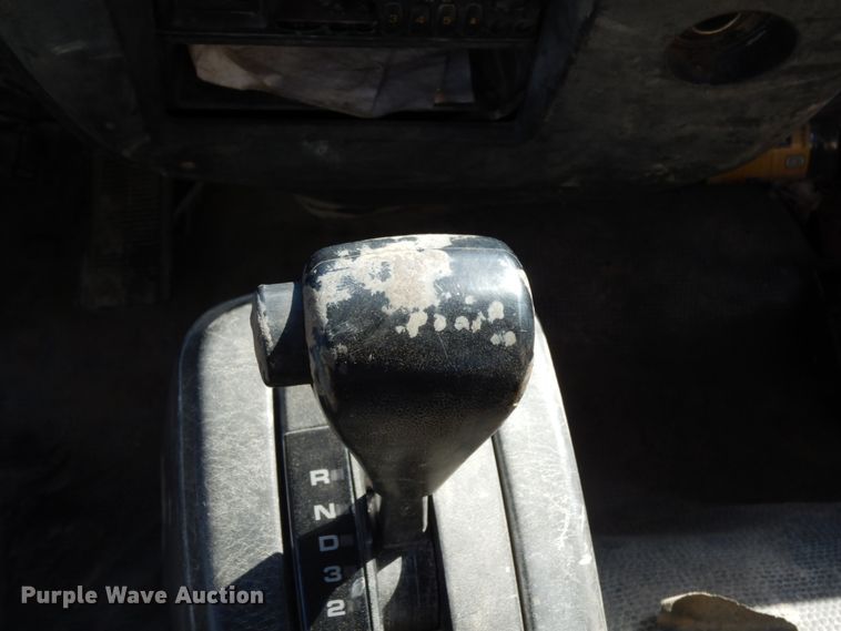 image for item DM2821 1999 Isuzu FTR  flatbed truck