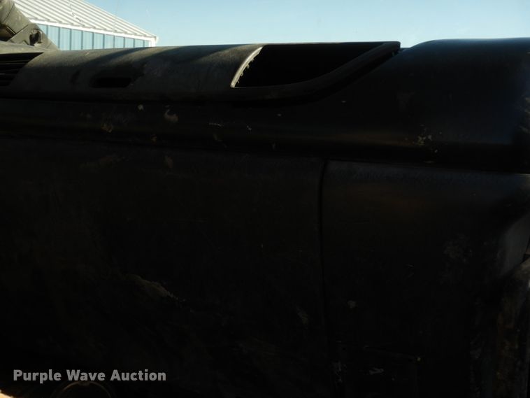 image for item DM2821 1999 Isuzu FTR  flatbed truck