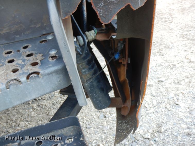 image for item DM2821 1999 Isuzu FTR  flatbed truck