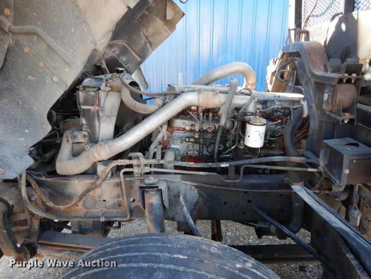 image for item DM2821 1999 Isuzu FTR  flatbed truck