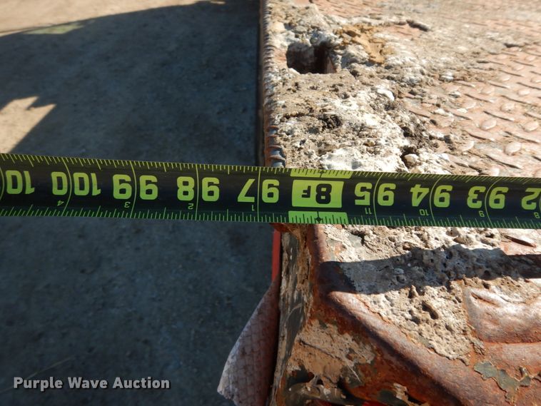 image for item DM2821 1999 Isuzu FTR  flatbed truck