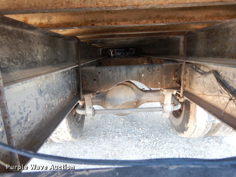 image for item DM2821 1999 Isuzu FTR  flatbed truck