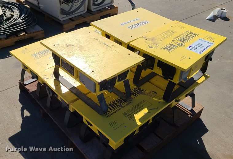 image for item DN6162 (7) X-treme box power distribution units