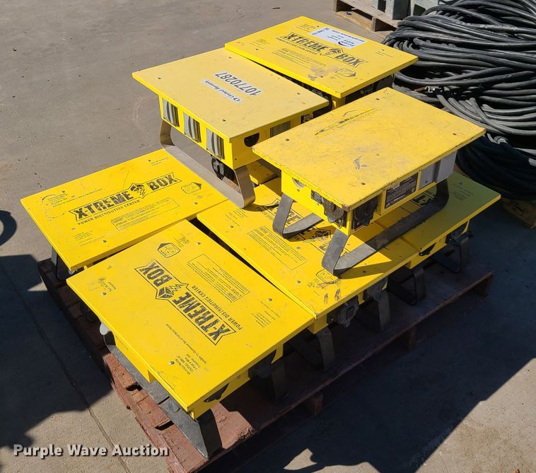 image for item DN6162 (7) X-treme box power distribution units