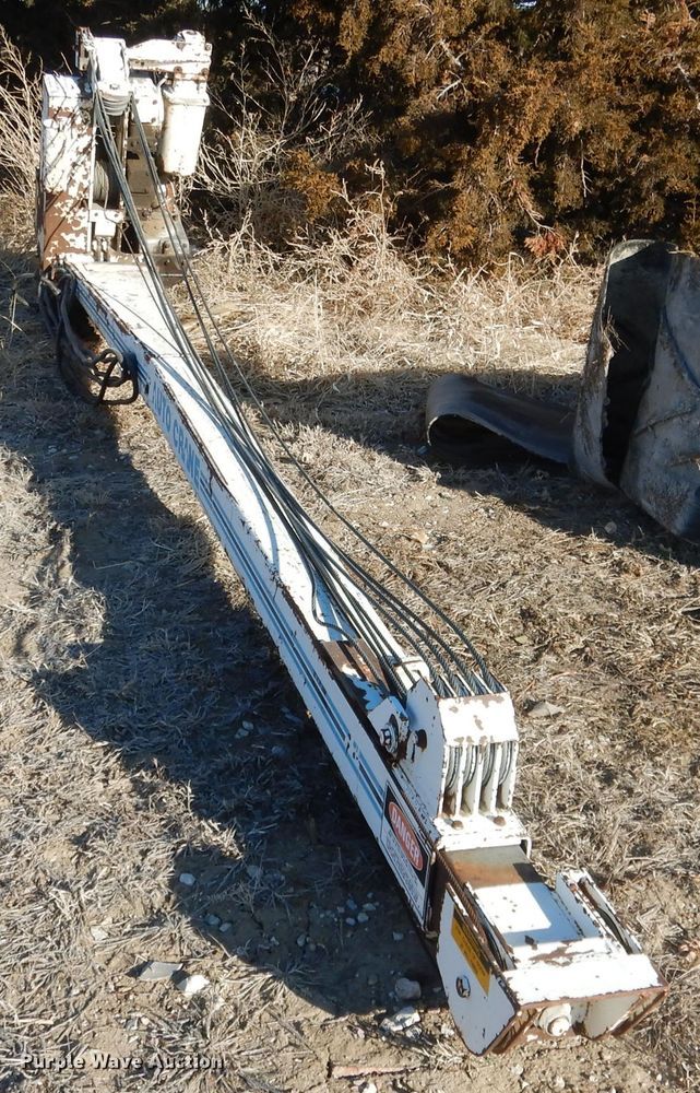 image for item FA9332 Auto Crane 6006 crane