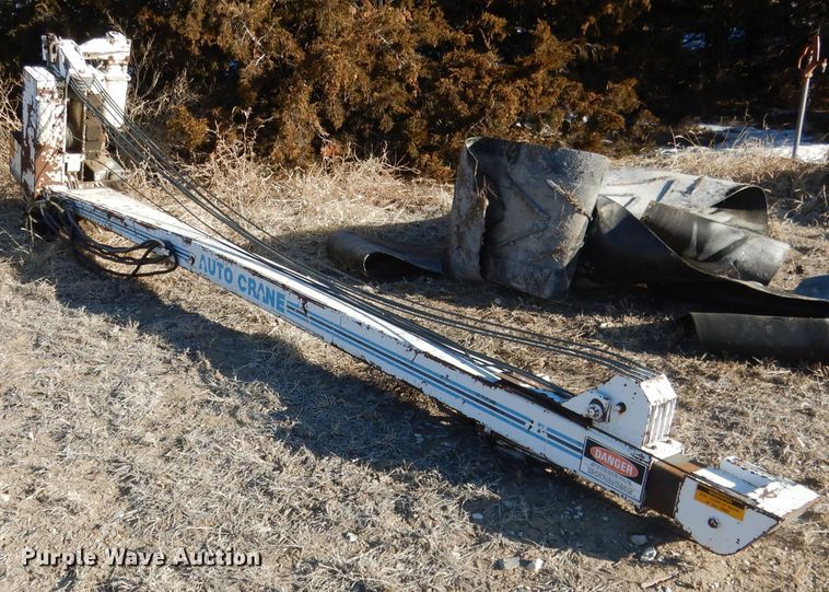 image for item FA9332 Auto Crane 6006 crane