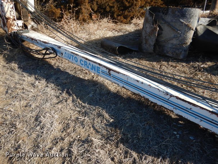 image for item FA9332 Auto Crane 6006 crane