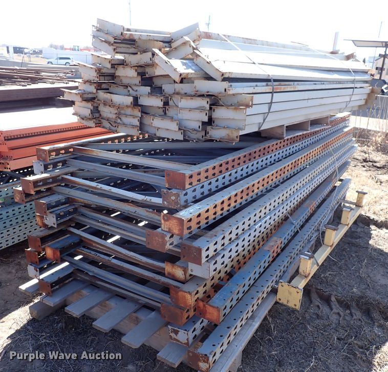 Pallet racking in Wichita, KS | Item GR9554 sold | Purple Wave