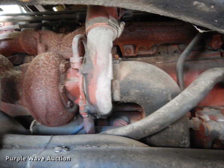 image for item GT9573 1989 Mack MS300P  paint striping truck