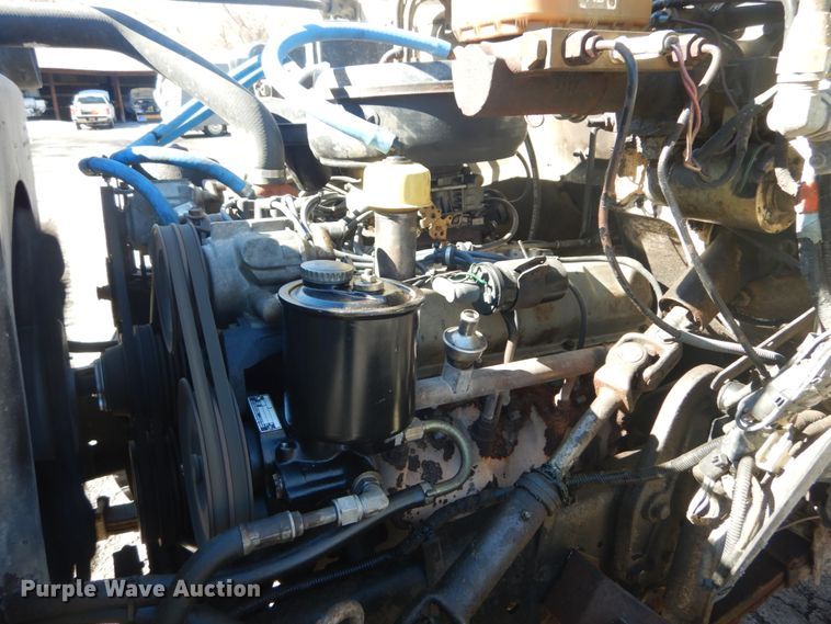 image for item GT9574 1988 Ford F800 dump truck