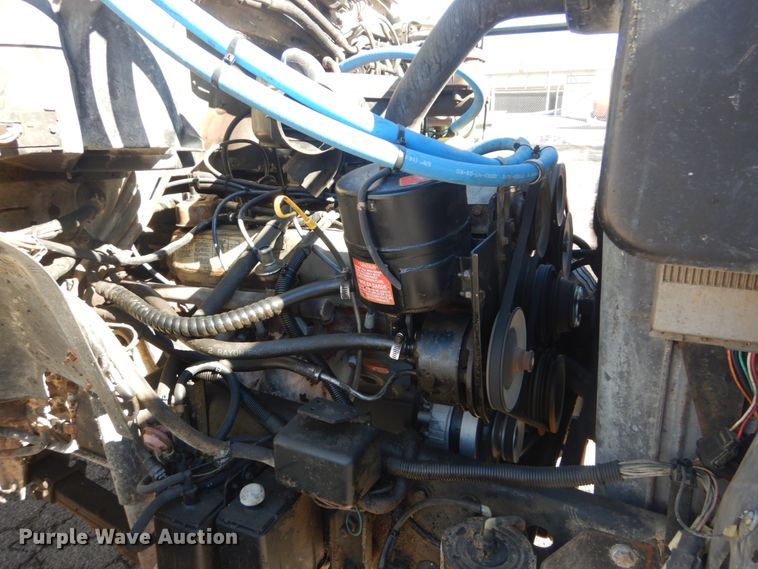 image for item GT9574 1988 Ford F800 dump truck