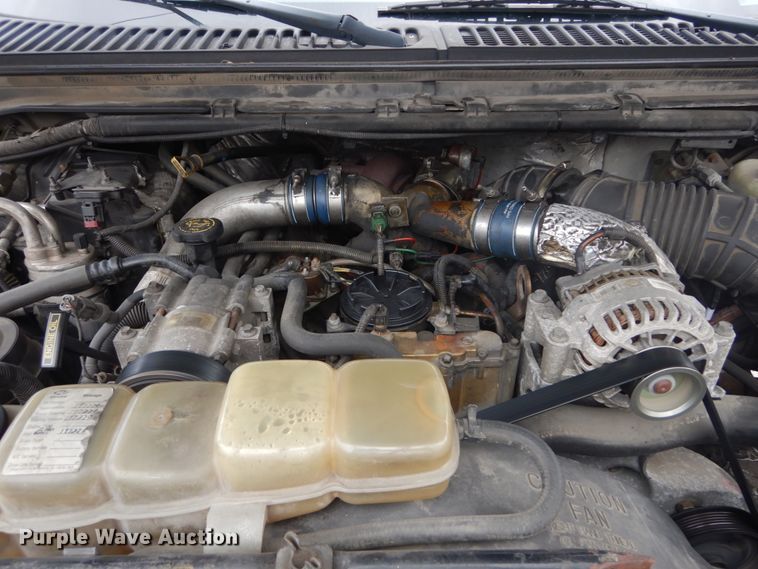 image for item GT9577 1999 Ford F550 Super Duty  Crew Cab flatbed pickup truck