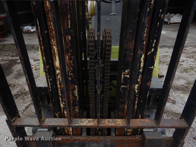 image for item GT9579 Mitsubishi FGC20  forklift