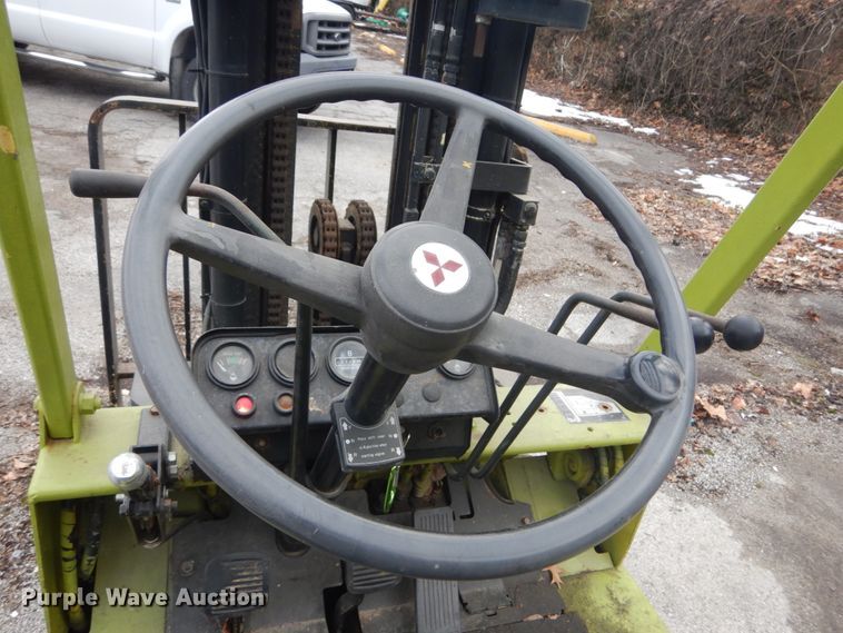 image for item GT9579 Mitsubishi FGC20  forklift