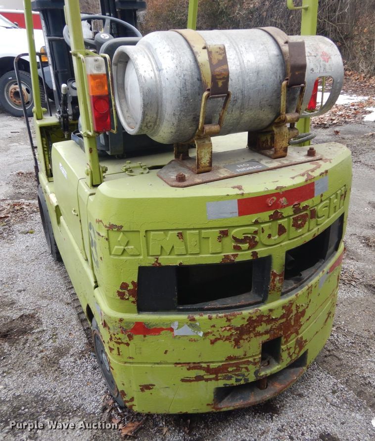 image for item GT9579 Mitsubishi FGC20  forklift