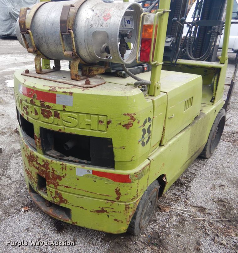 image for item GT9579 Mitsubishi FGC20  forklift