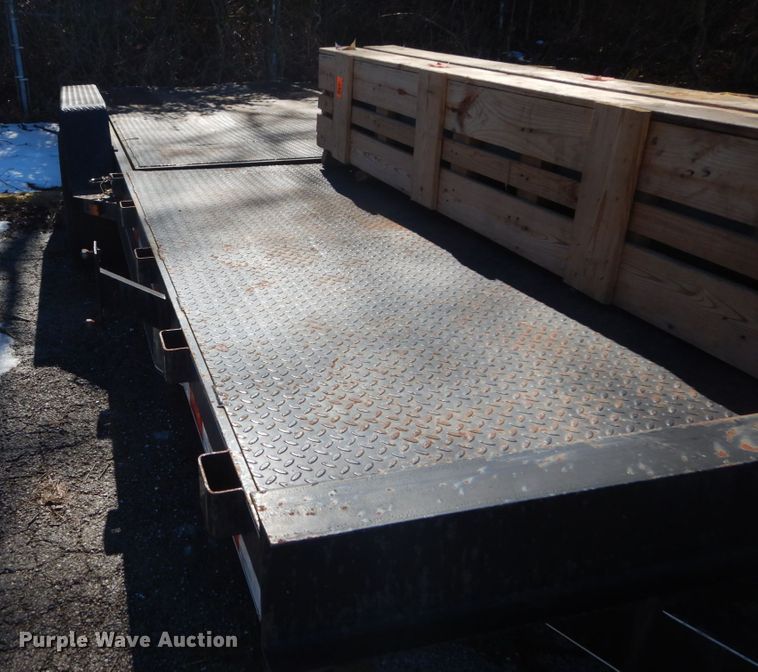 image for item GT9580 2007 Kaufman  tilt deck equipment trailer