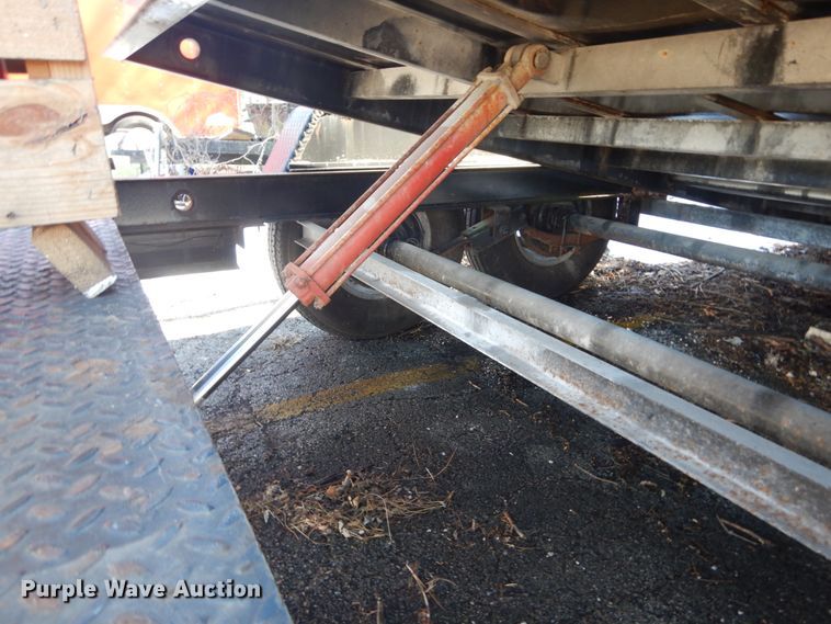image for item GT9580 2007 Kaufman  tilt deck equipment trailer