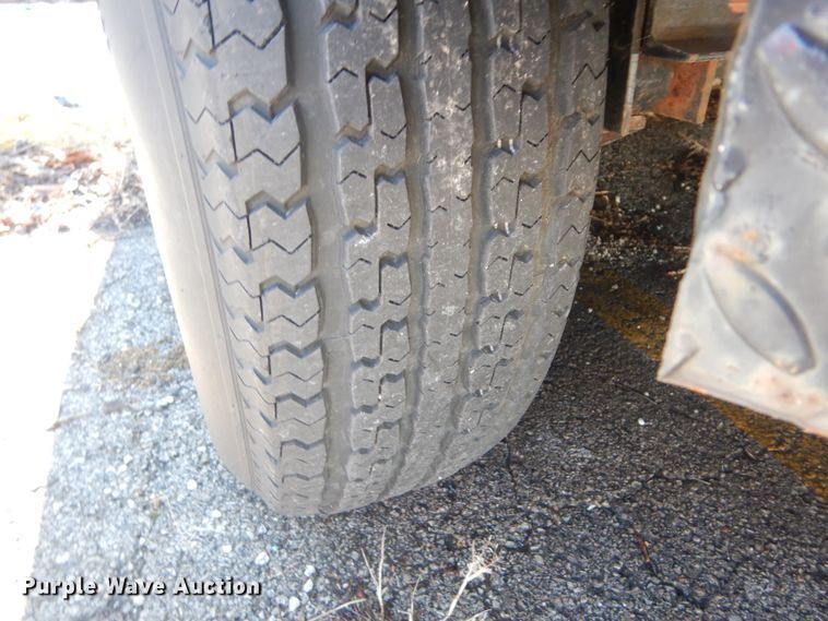 image for item GT9580 2007 Kaufman  tilt deck equipment trailer