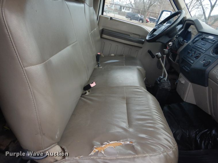 image for item GT9586 2008 Ford F550 Super Duty XL  dump truck