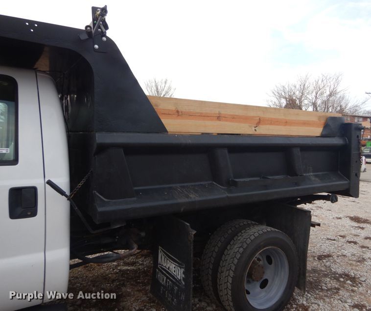 image for item GT9586 2008 Ford F550 Super Duty XL  dump truck