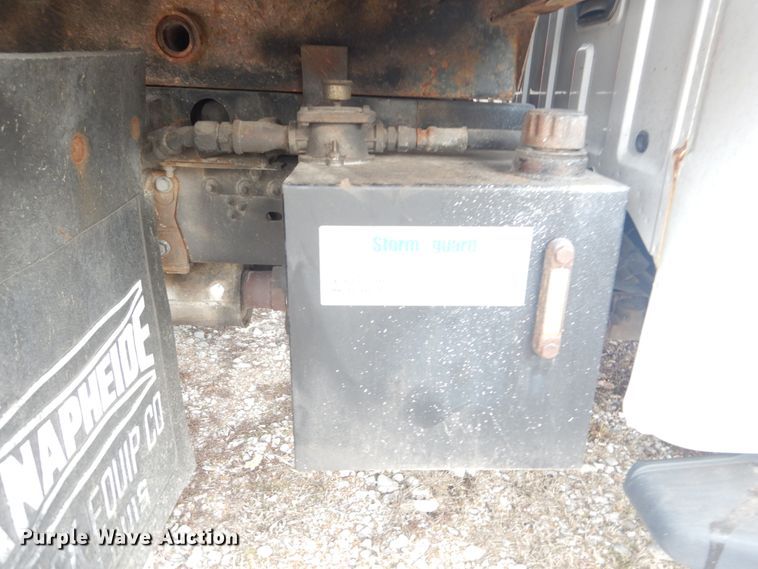 image for item GT9586 2008 Ford F550 Super Duty XL  dump truck