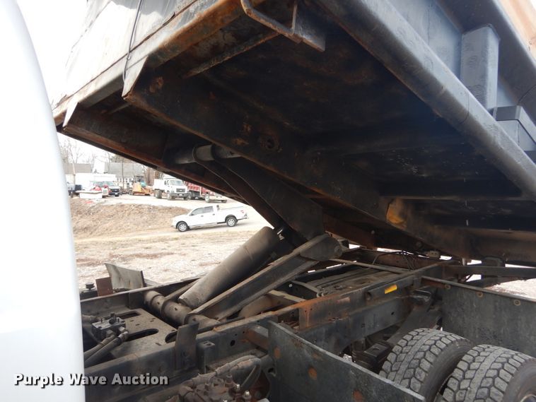 image for item GT9586 2008 Ford F550 Super Duty XL  dump truck