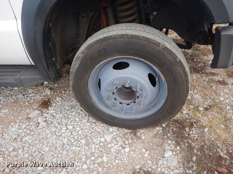 image for item GT9586 2008 Ford F550 Super Duty XL  dump truck