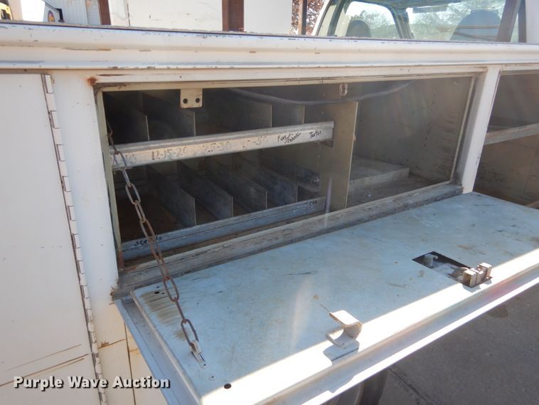 image for item GT9597 2003 Ford F550 Super Duty XL  utility / service truck