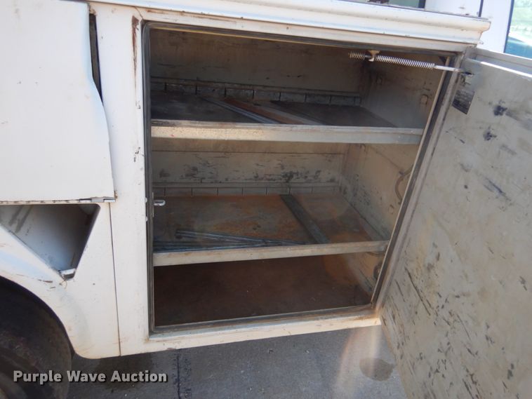 image for item GT9597 2003 Ford F550 Super Duty XL  utility / service truck