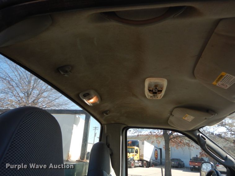 image for item GT9597 2003 Ford F550 Super Duty XL  utility / service truck