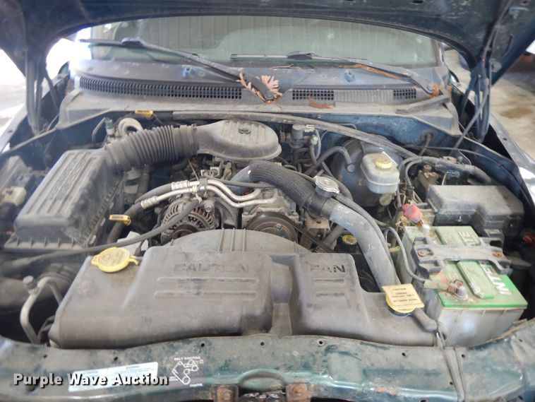 image for item H1849 2000 Dodge Dakota  pickup truck