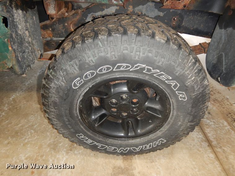 image for item H1849 2000 Dodge Dakota  pickup truck