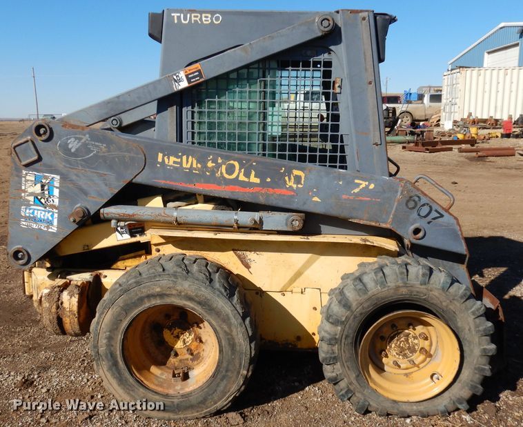 image for item HD9661 New Holland LS170  skid steer loader