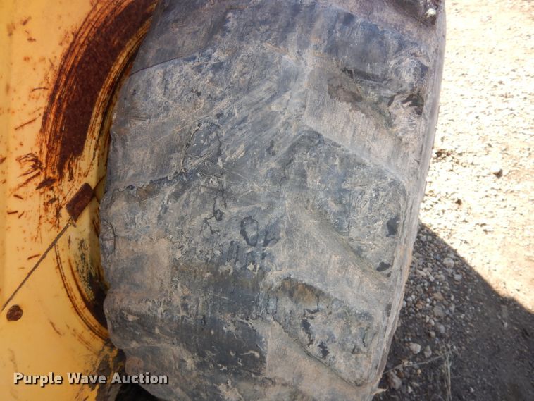 image for item HD9661 New Holland LS170  skid steer loader