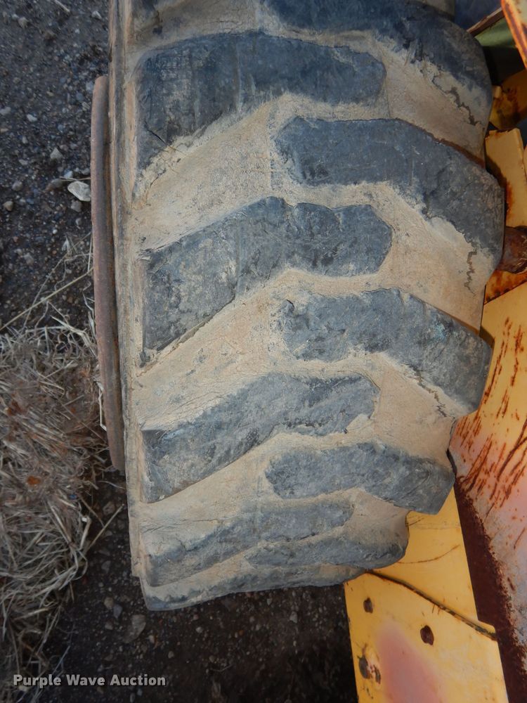 image for item HD9661 New Holland LS170  skid steer loader