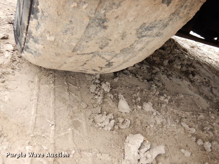 image for item HD9693 2006 Chrysler Town & Country  van