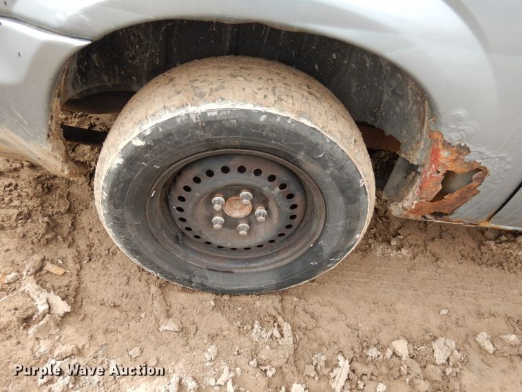 image for item HD9693 2006 Chrysler Town & Country  van