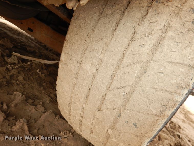 image for item HD9693 2006 Chrysler Town & Country  van