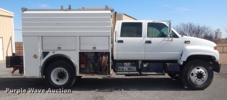 image for item HG9890 1999 GMC 7500  utility / service truck
